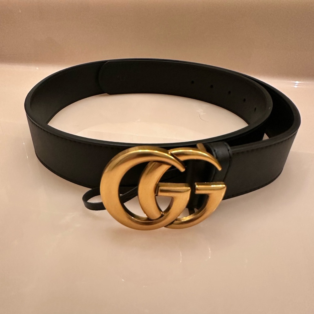 GG Marmont belt with gold hardware.  Size 30-33. - Picture 4 of 11